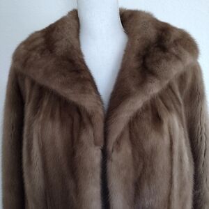 VINTAGE REAL  MINK FUR COAT SIZE: M/L